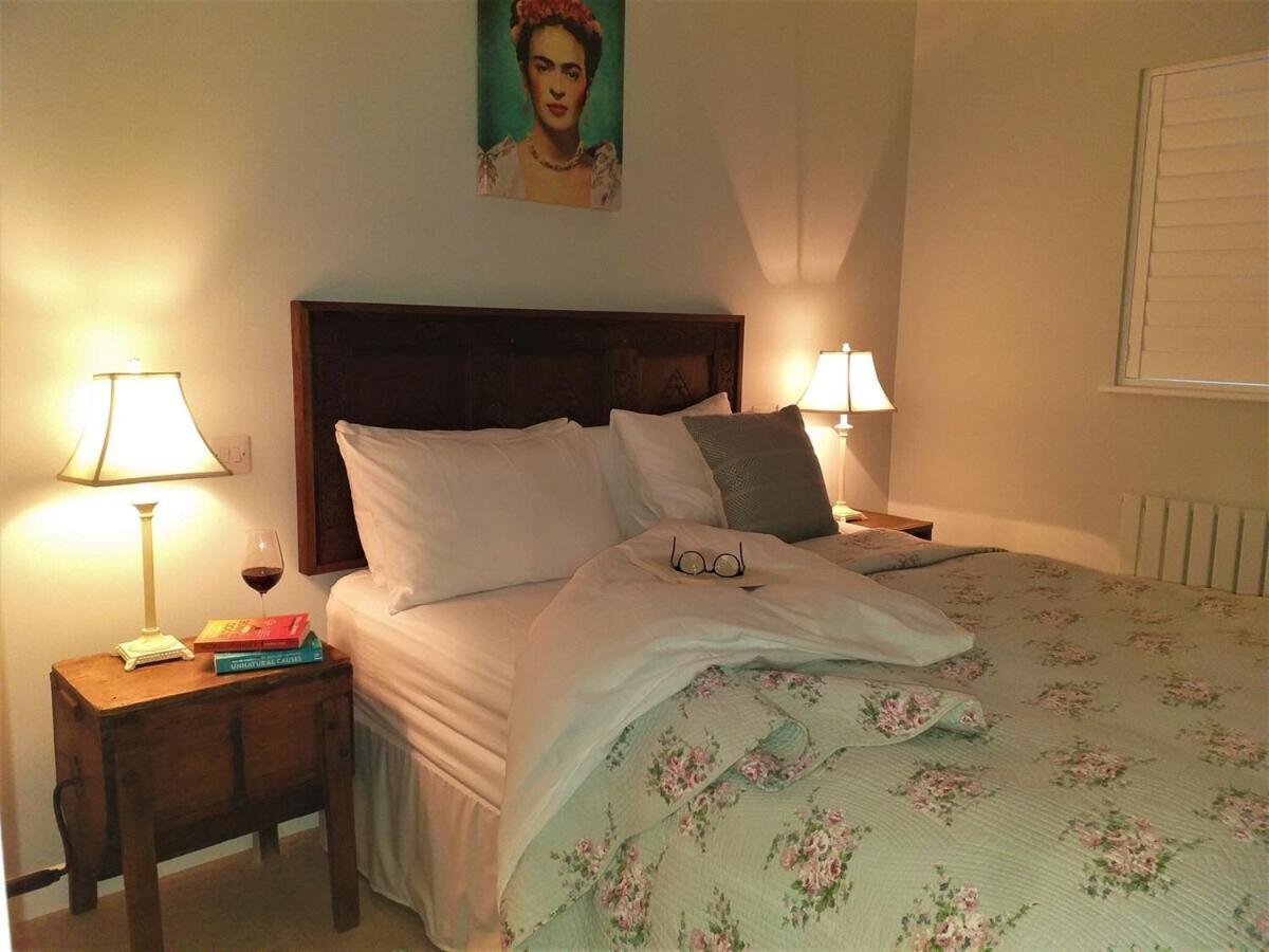 Lobhill Farmhouse Bed And Breakfast And Self Catering Accommodation Okehampton Quarto foto