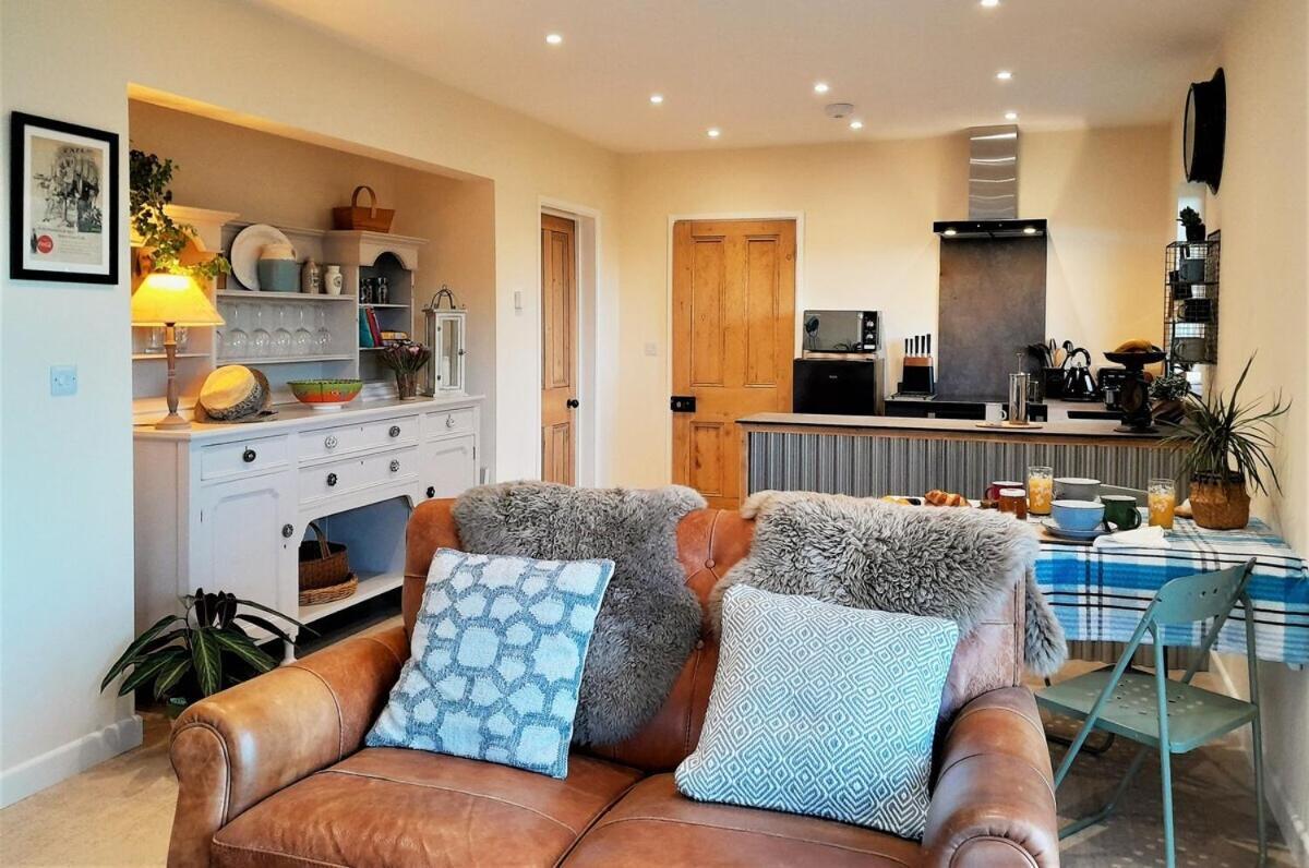 Lobhill Farmhouse Bed And Breakfast And Self Catering Accommodation Okehampton Quarto foto